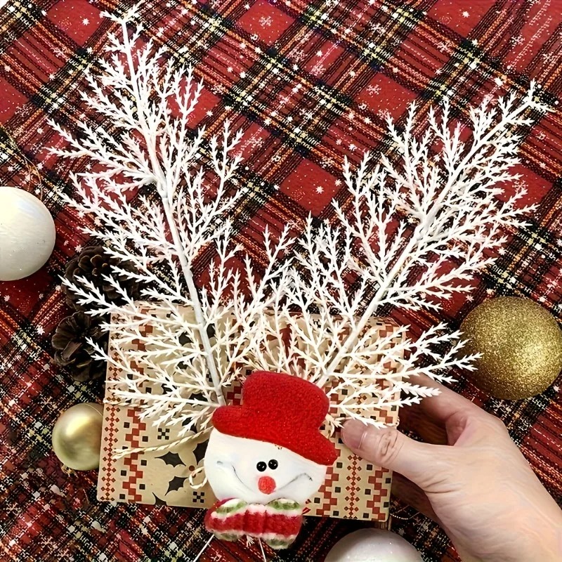 24 branches de pin artificiell - Christmas Wreath Fake avis et prix